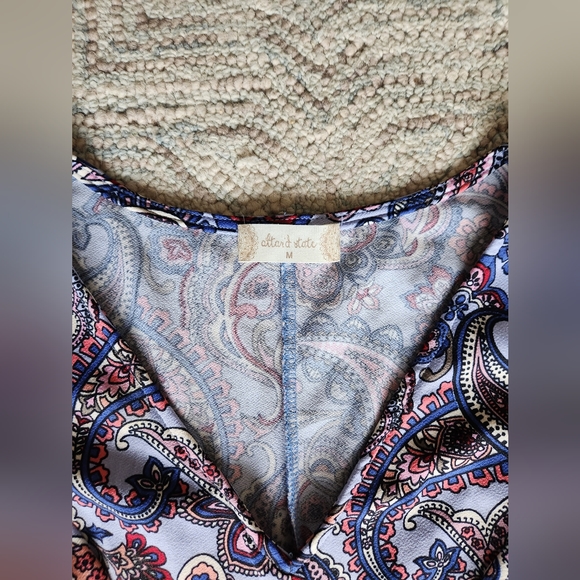 Dress. - Picture 2 of 2